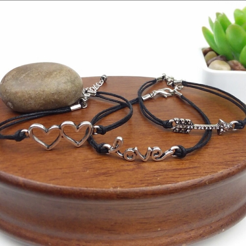 💕Handmade ”Heart, Arrow or Love” Black Cord Bracelets